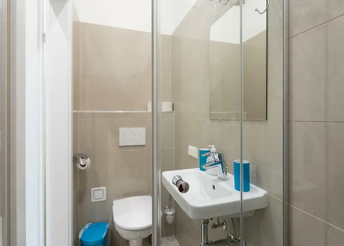 Cozy For Longer Apartment
